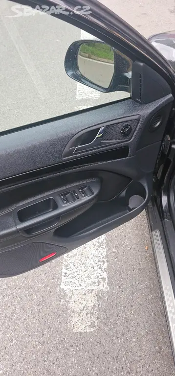 Škoda oktavia 2 2012 - fotka 6