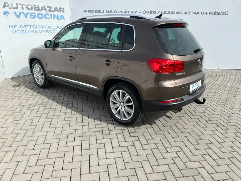 Volkswagen Tiguan, 1.4TSi 90kW Sport&Style+ LIFE - fotka 6