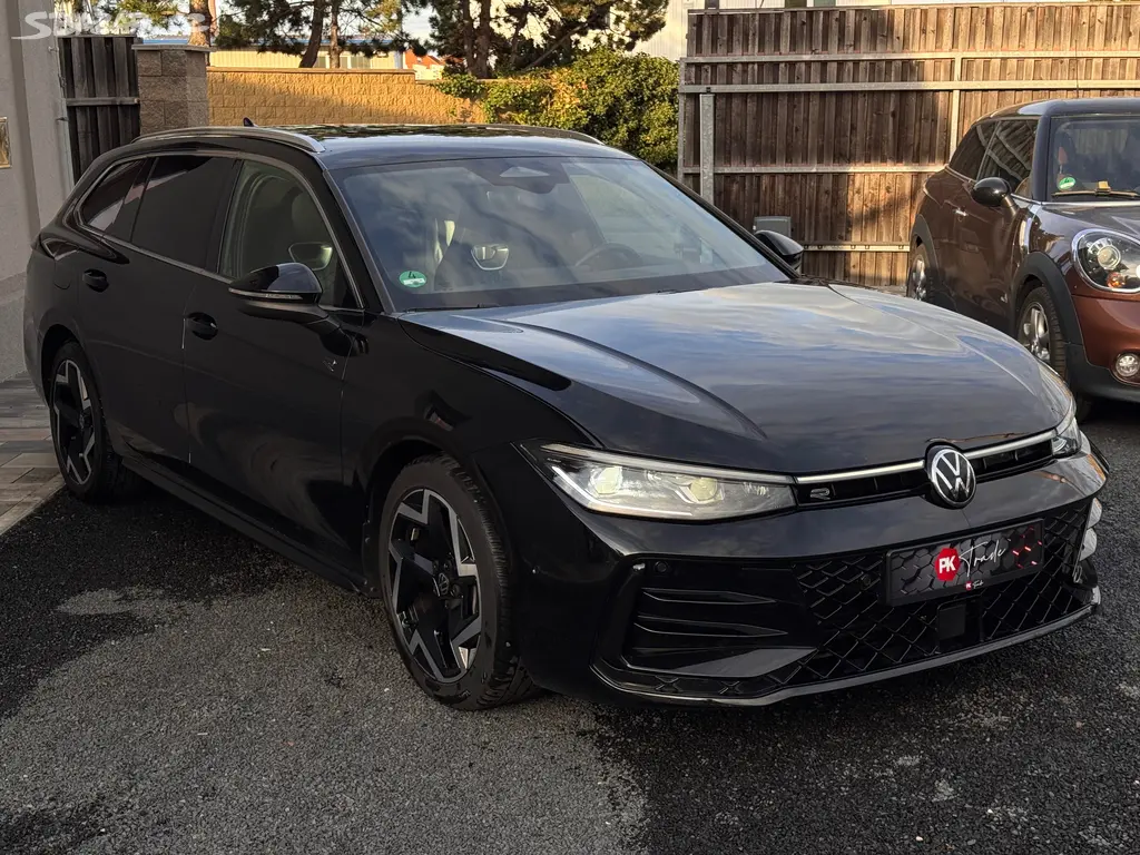 Volkswagen Passat, R-line Záruka/ACC/Matrix/DSG - fotka 4