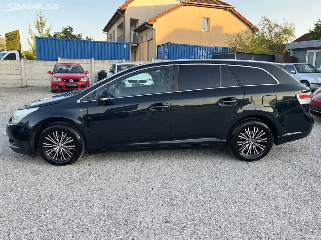 Toyota Avensis, 1.8i 108Kw Klimatizace - fotka 4