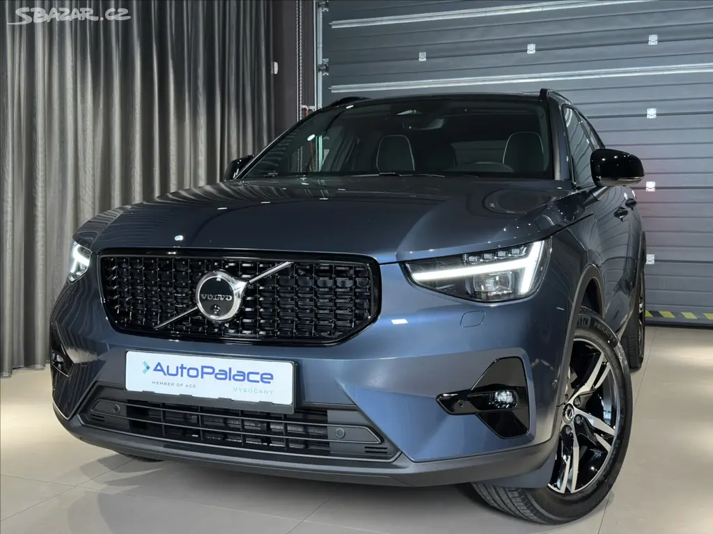 Volvo XC40, 2,0 B4 Plus