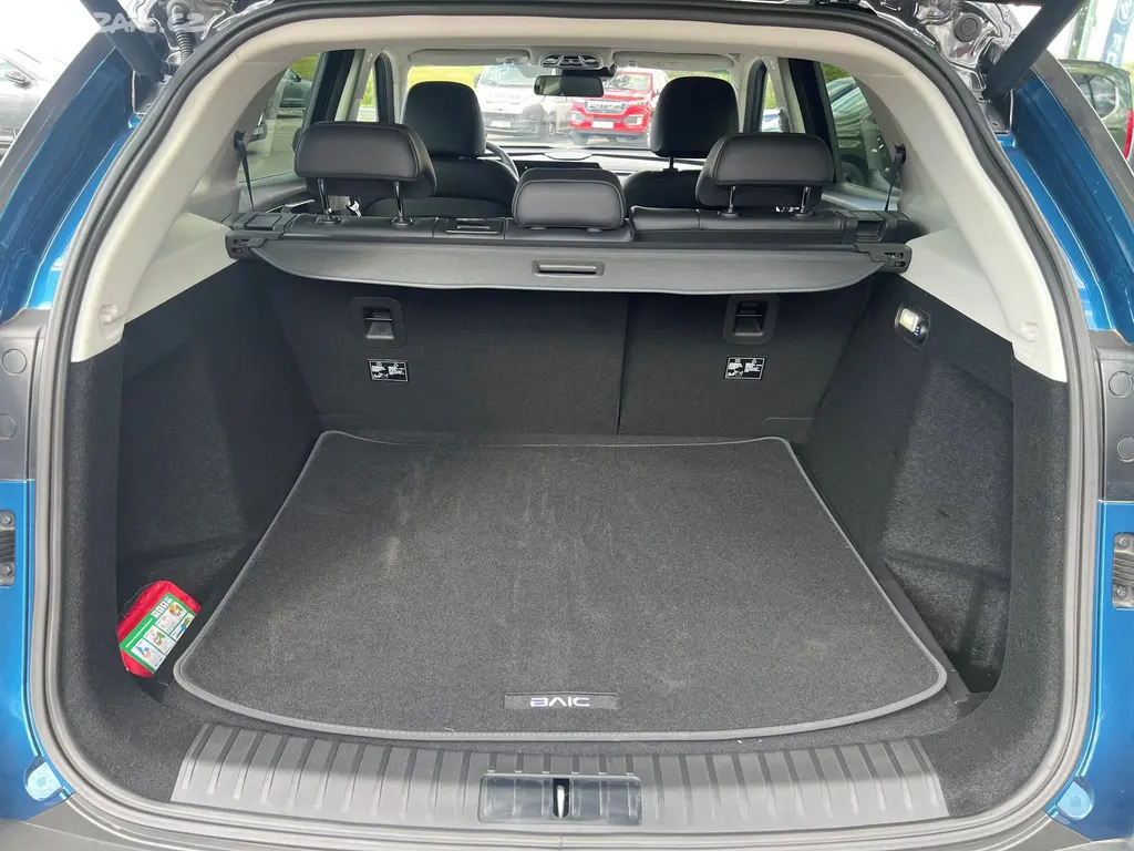 BAIC X7, 1.5 T 177k ZÁRUKA 5 LET - fotka 5