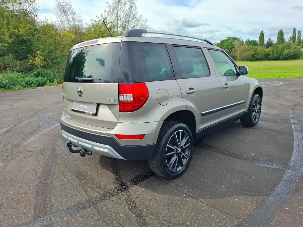 Škoda Yeti 1.2TSi 81kW,xenony,tažné zař.,senzory - fotka 4
