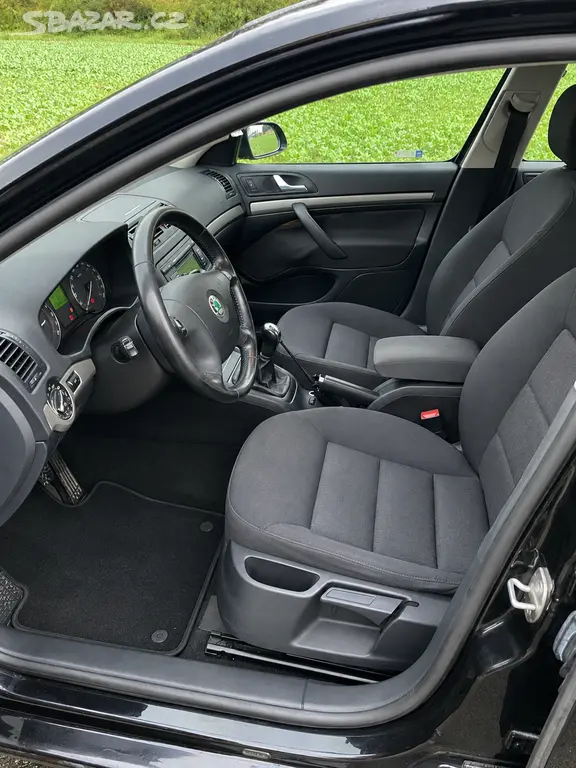 6 RYCHLOSTÍ,KLIMATRON.ŠKODA OCTAVIA 2,2.0TDI 103kw - fotka 5