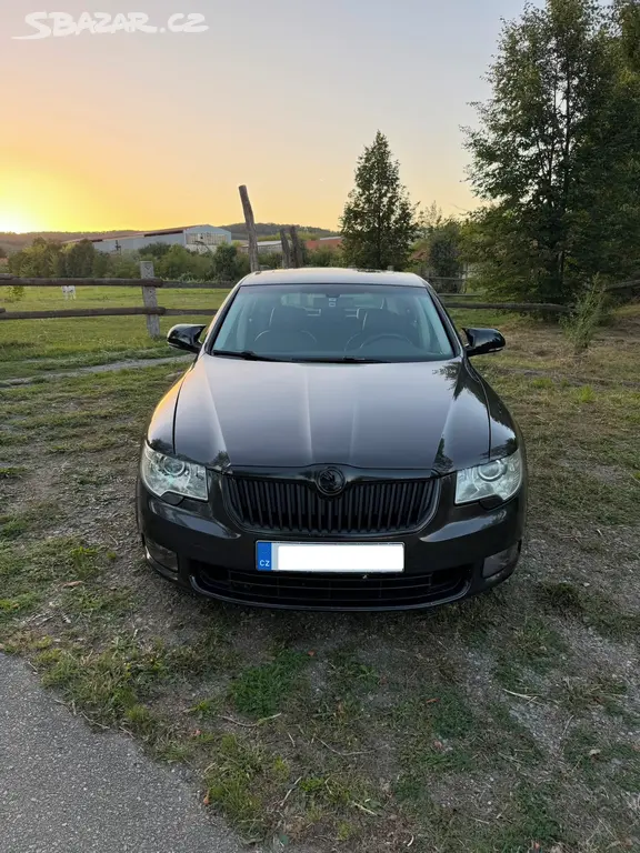 Škoda Superb 2 3.6i DSG - fotka 2