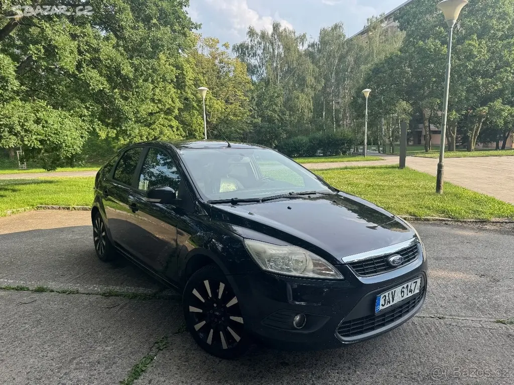 Ford Focus 1,6 benzín - fotka 5