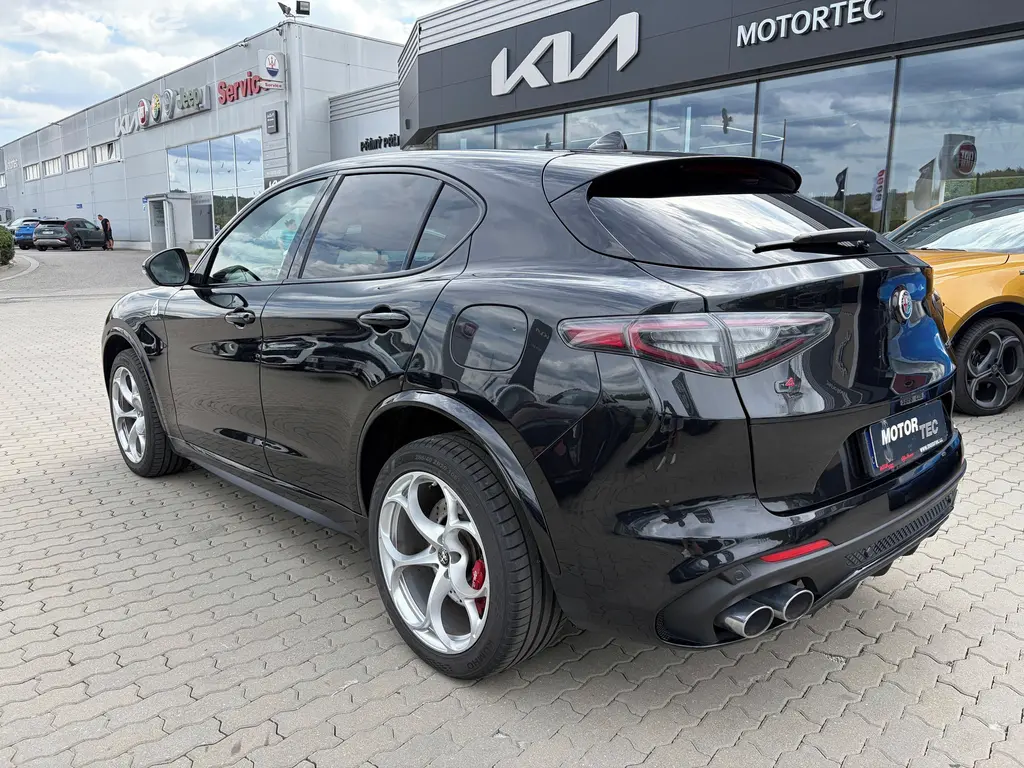 Alfa Romeo Stelvio, 2.9 V6 BITURBO 510K AT8 QUADRI - fotka 4