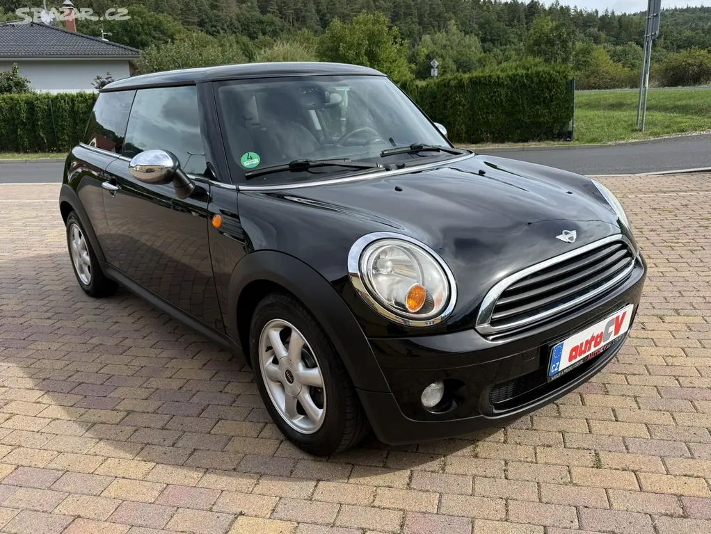 MINI COOPER 1.4 16V 70kW-[telefon skryt]KM-AC,EL.OKNA - fotka 4