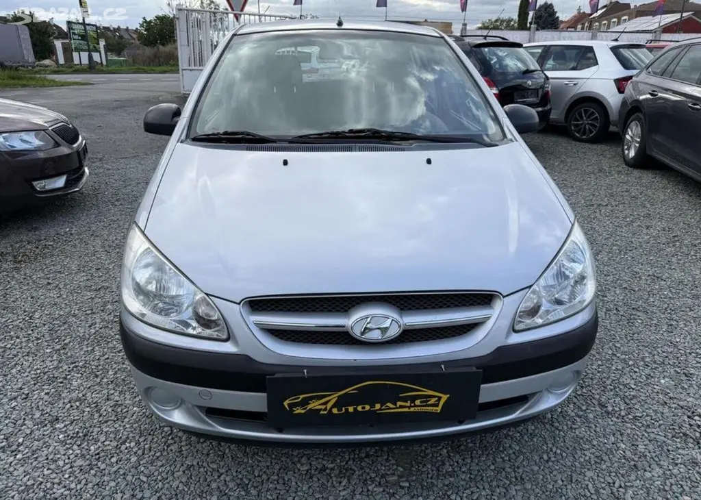 Hyundai Getz 1.1i benzín manuální - fotka 2