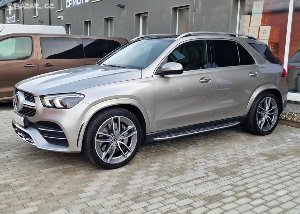 Mercedes-Benz GLE, 400d AMG 243kW 4Matic, Vzduch - fotka 2