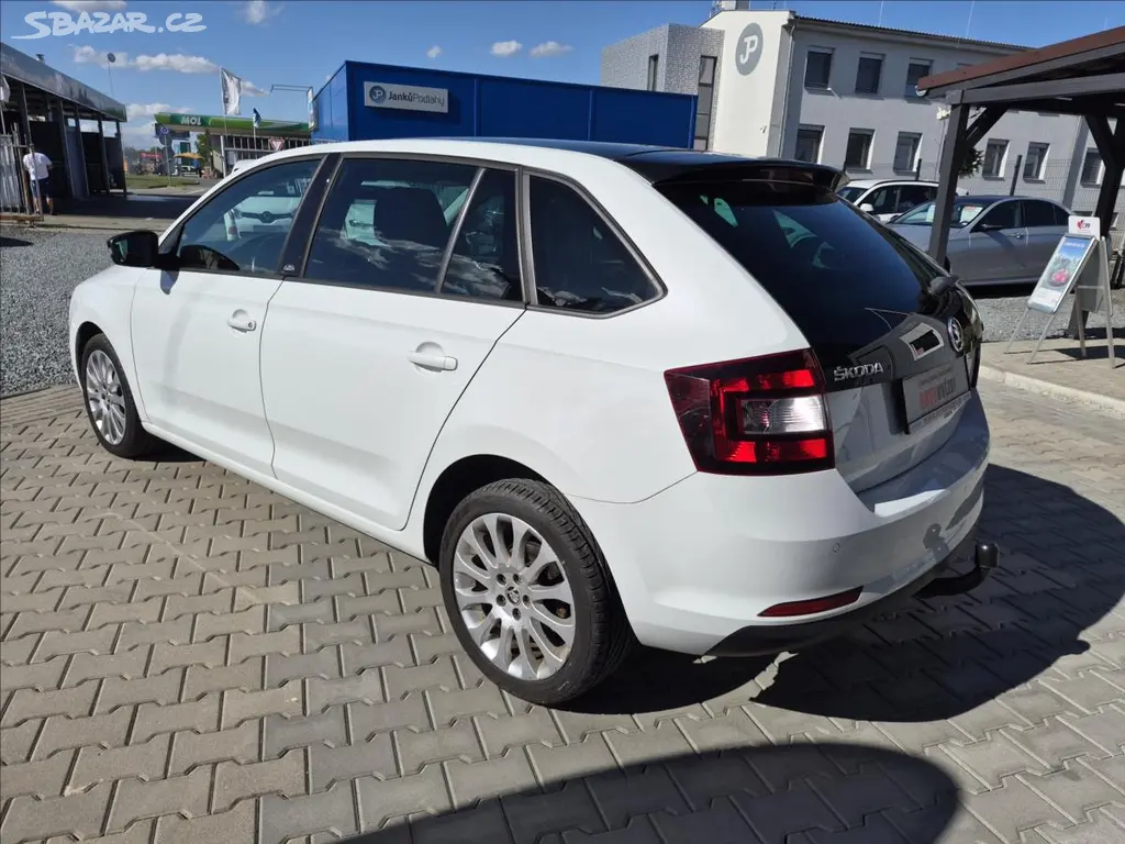 Škoda Rapid, 1,2 TSI DSG Edition Panorama 4 - fotka 6
