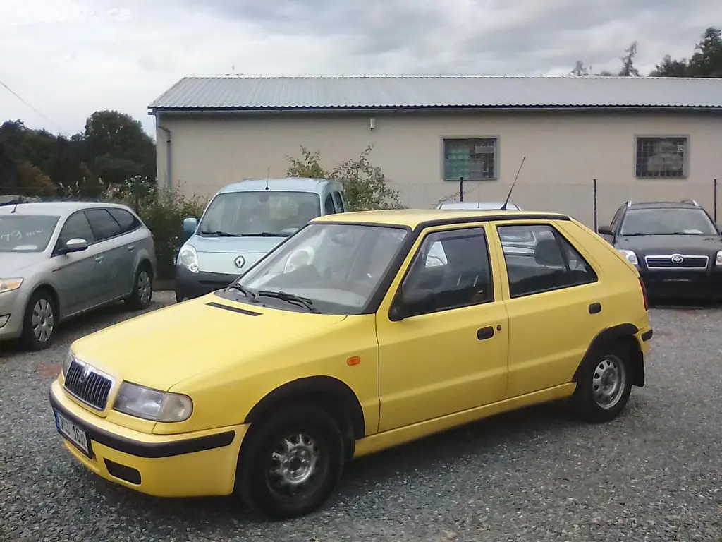 Škoda Felicia, 1.3i / 40KW, jede super - fotka 2
