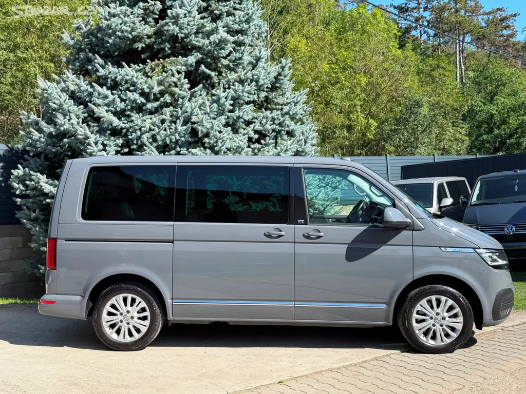 VW Multivan T6.1 4x4 4Motion 2021 GENSIX DSG BUFÍK - fotka 2