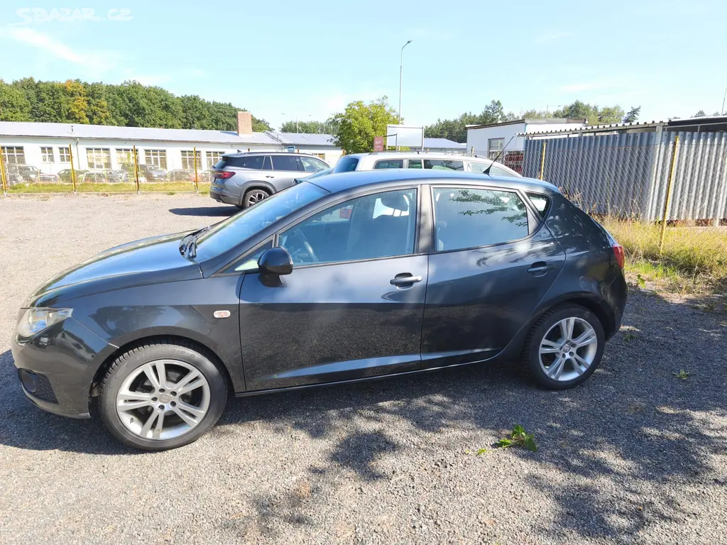 SEAT IBIZA 1.4 16V / 69 000 km! Nová STK! - fotka 3
