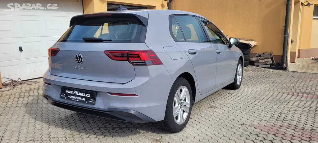 VW Golf 8 1,5TSi 96kW benzín "Life" FuLLeD - fotka 4