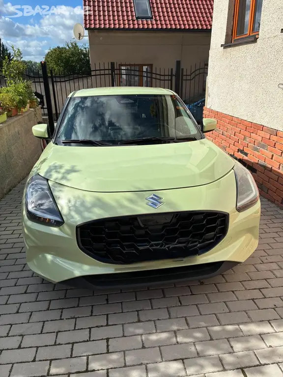 Suzuki Swift 1,2 PREMIUM HYBRID 2025