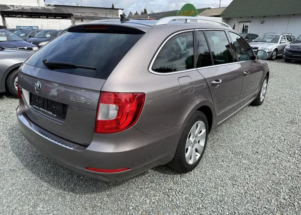 Škoda Superb 1.4 TSI ELEGANCE benzín manuální - fotka 5