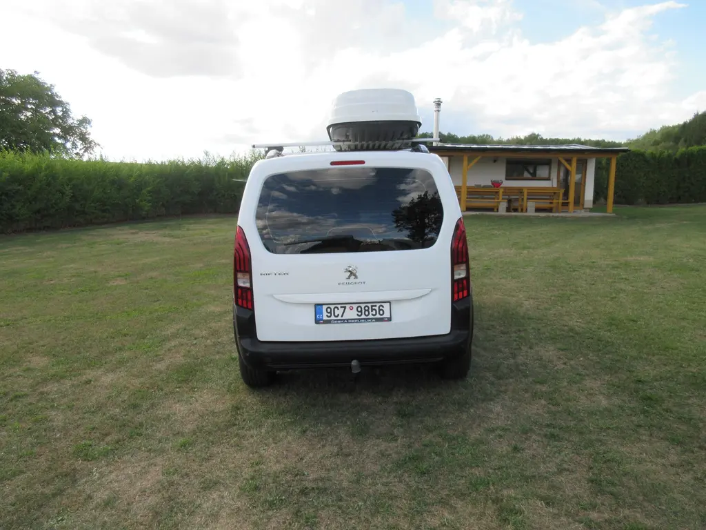 Peugeot Rifter 1.5 HDI nové v ČR KEMP vestavba - fotka 6