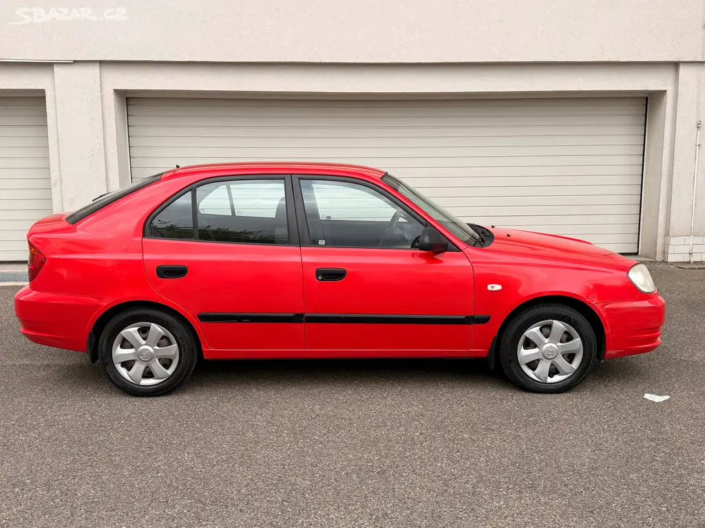 Hyundai Accent, 1.4i 63kw 88t.km ČR Původ - fotka 6