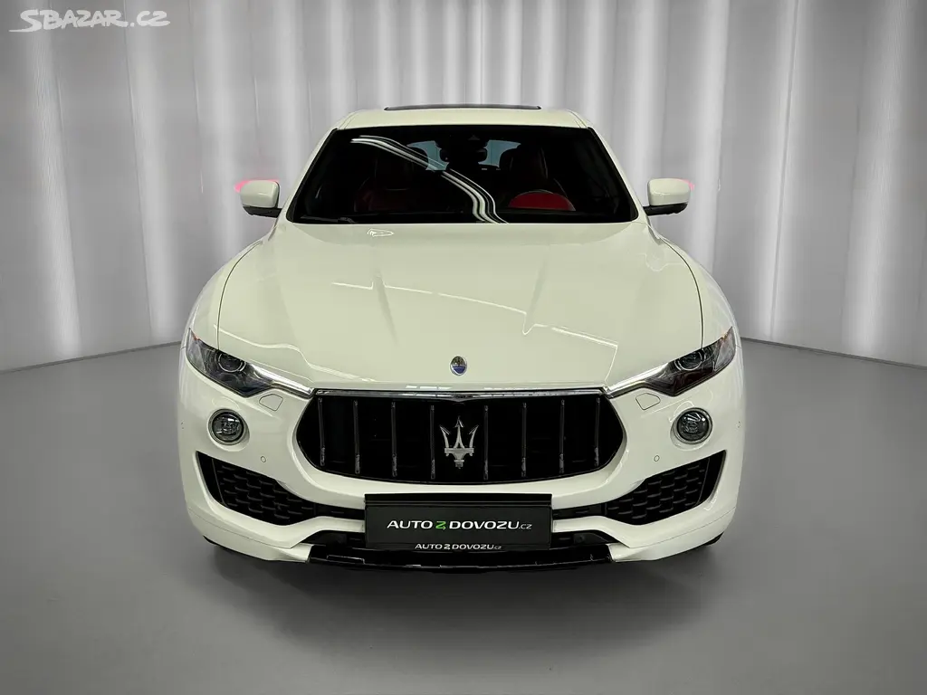 Maserati Levante, V6 Q4 DIESEL, PANORAMA, VZDUCH - fotka 3