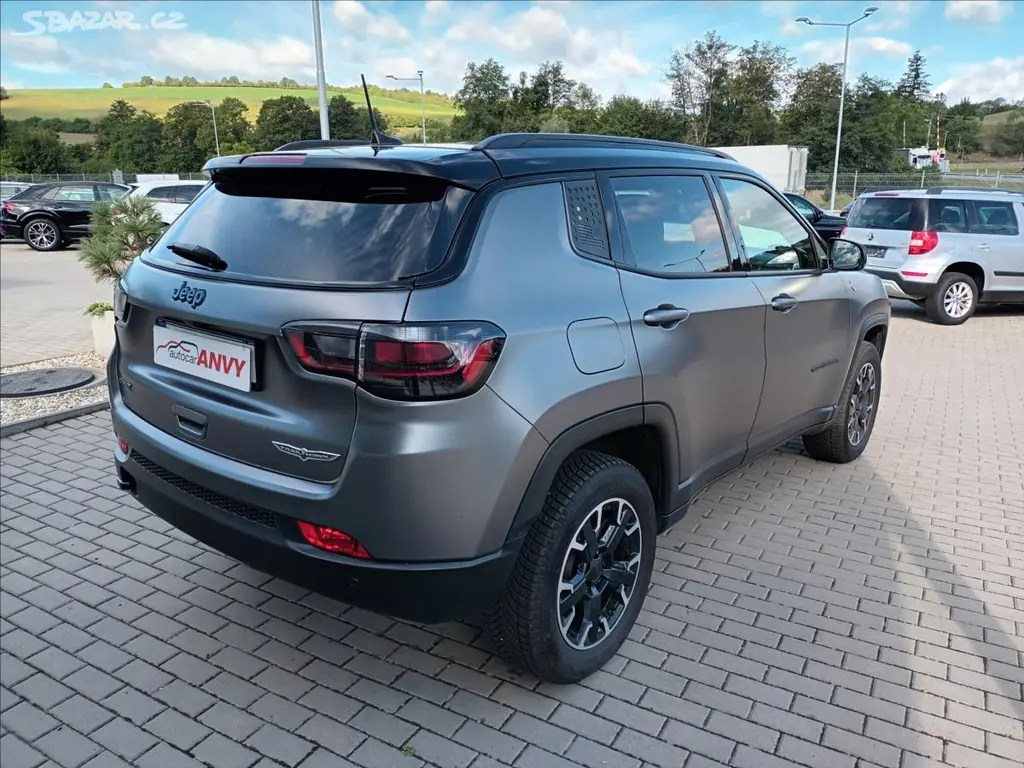 Jeep Compass, 1,3 PHEV 132kW,TRAIL HAWK - fotka 5