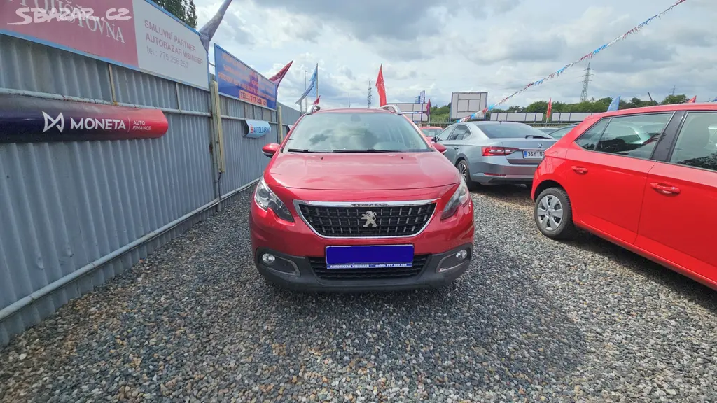 PEUGEOT 2008 1,2 i 96 kW