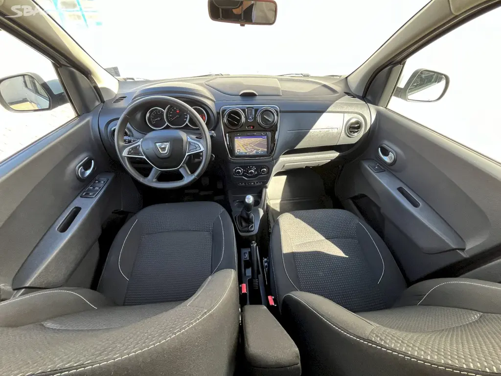 Dacia Lodgy, 1,6SCe 75 kW Arctica 7 míst LP - fotka 5