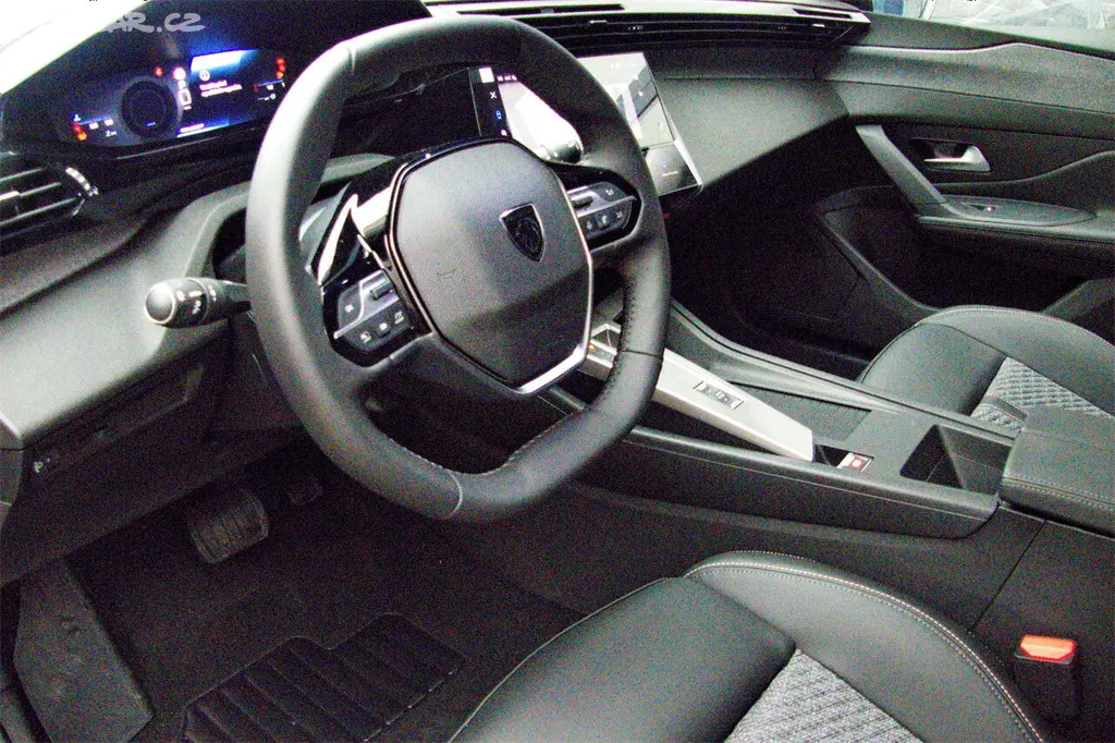 Peugeot 308, SW ALLURE Hybrid 145 e-DCS6 - fotka 4