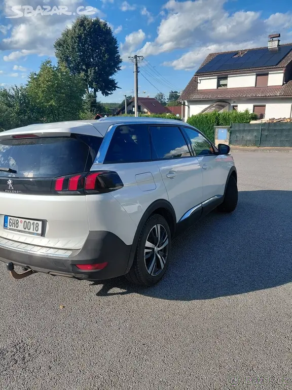 Peugeot 5008 1,6 - fotka 2