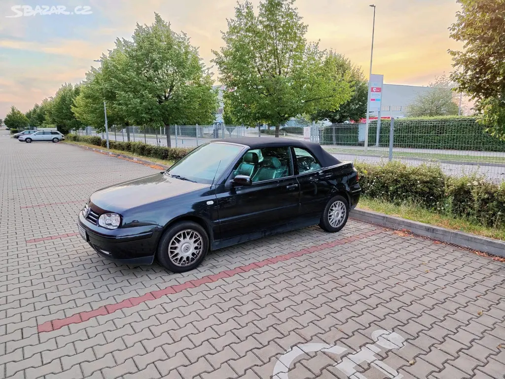 Prodám Volkswagen Golf cabrio, benzín, 2.0 - fotka 4