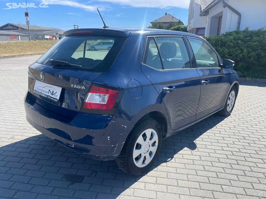 Škoda Fabia 1,0 MPi 44kw Klima Euro6 bez koroze 15 - fotka 4