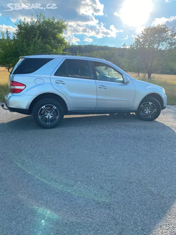 Mercedes Ml w164 - fotka 3