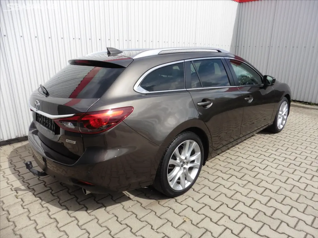 Mazda 6, 2,0 Wagon 2.0 Sky-G 165k M/T - fotka 4