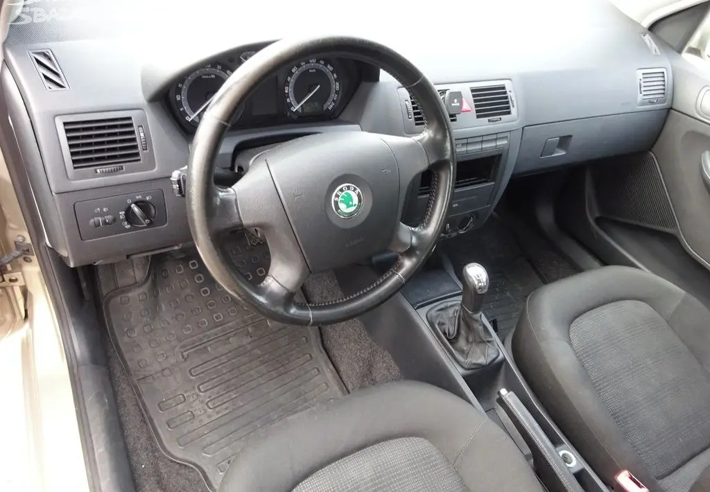 Škoda Fabia 1.4 TDI Combi r.v.2006 (59 kw)2.Maj.ČR - fotka 5
