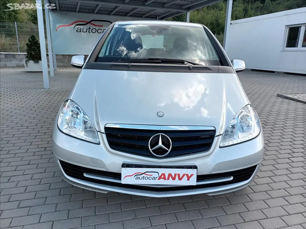 Mercedes-Benz Třídy A, 1,5 160i,70kw,KLIMA,AUTOMAT - fotka 2