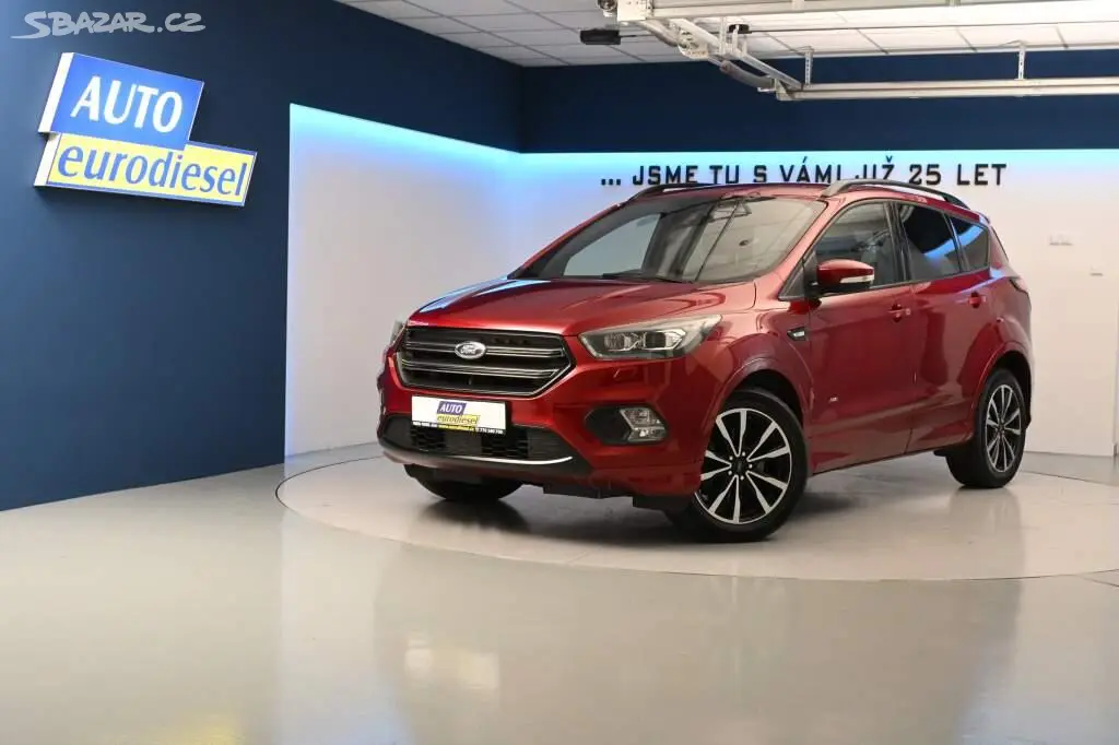Ford Kuga, 2.0 ST-LINE 4x4 Bi-Xenon Kamer - fotka 2