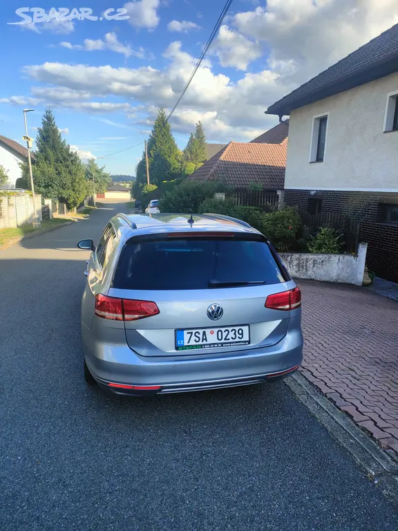 VW Passat variant 2.0 TDI, model 2019 - fotka 3