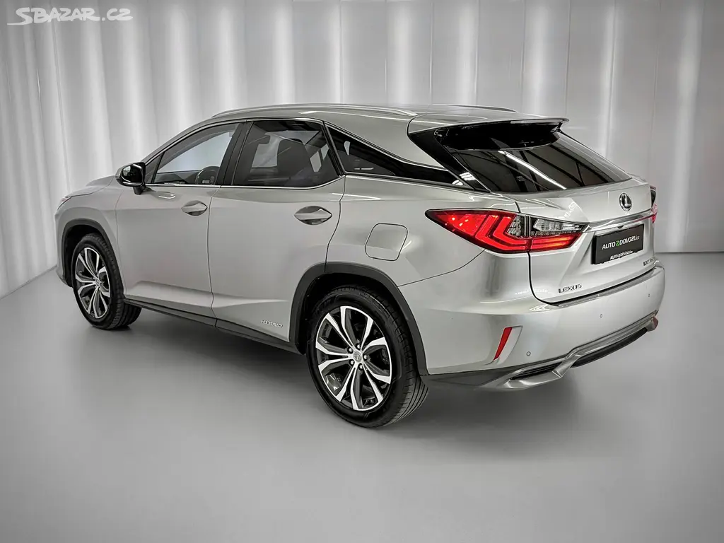 Lexus, h e-CVT AWD LUXURY, ACC, EL. Š - fotka 5