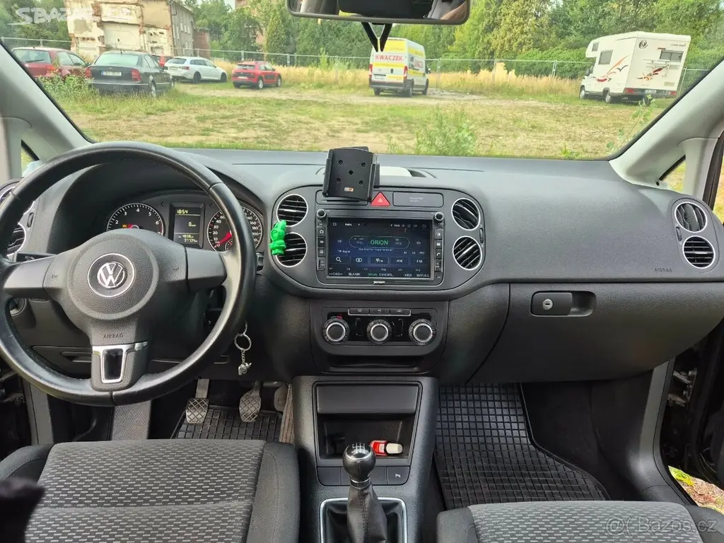 Volkswagen Golf Plus 1,4 TSI(90kW)r.v.2009,2.maj - fotka 4