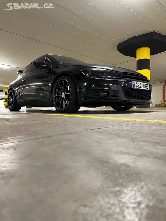 Volkswagen Scirocco 2.0 TSI 147 kW, 2009, MANUAL - fotka 3