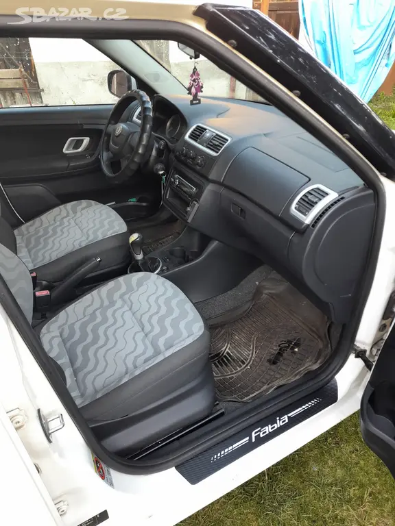 Škoda Fabia 1.2 htp 44 kw 2010 - fotka 3