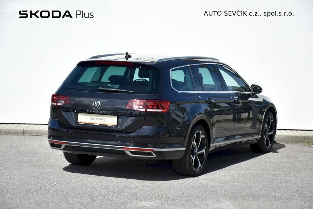 Volkswagen Passat, COMBI ELEGANCE 1.5 TSI 110 kW - fotka 2