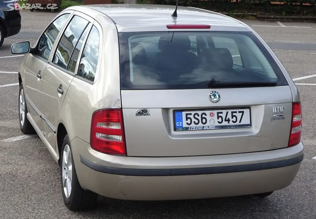 Škoda Fabia 1.4 TDI Combi r.v.2006 (59 kw)2.Maj.ČR - fotka 4