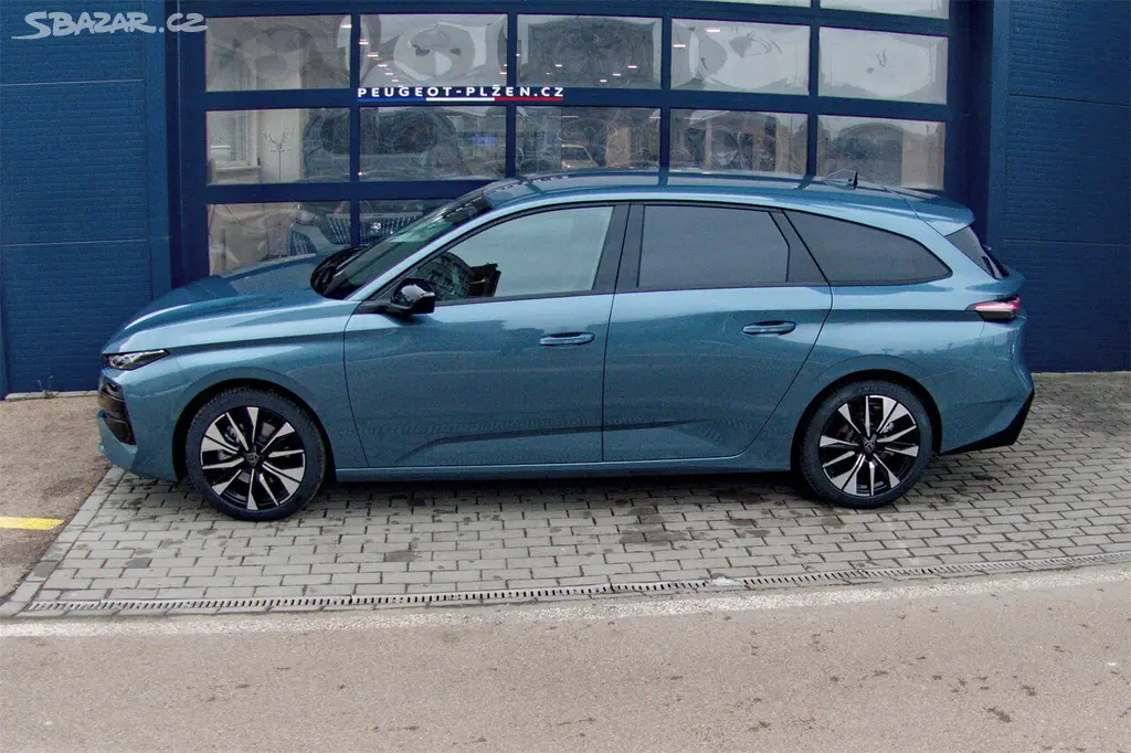 Peugeot 308, SW ALLURE Hybrid 145 e-DCS6 - fotka 2