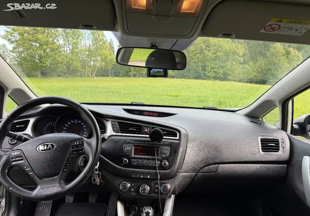 Kia Ceed SW 1.6 GDI 99 kW Comfort - fotka 3
