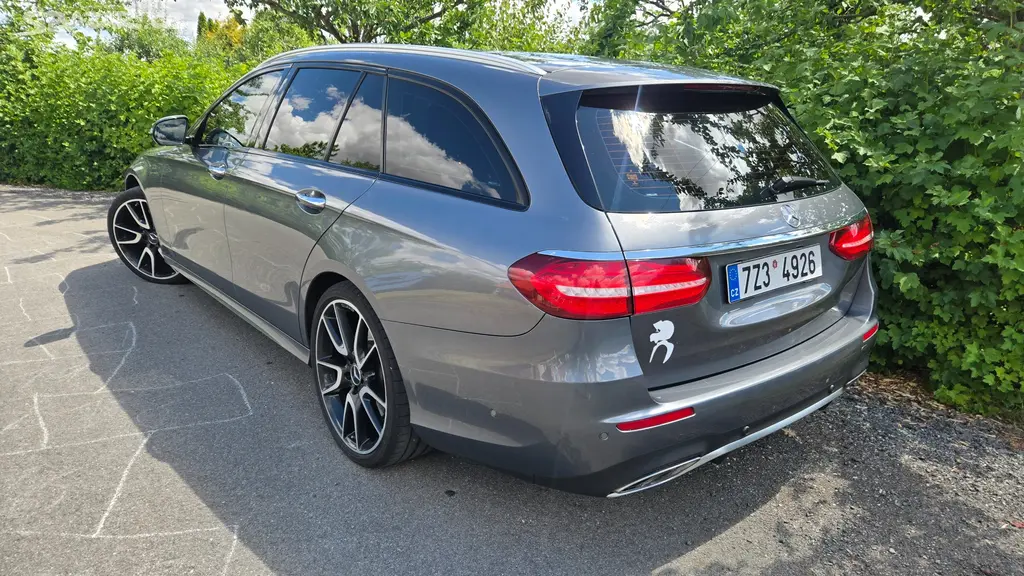 AMG E43 4MATIC 2017 - fotka 2