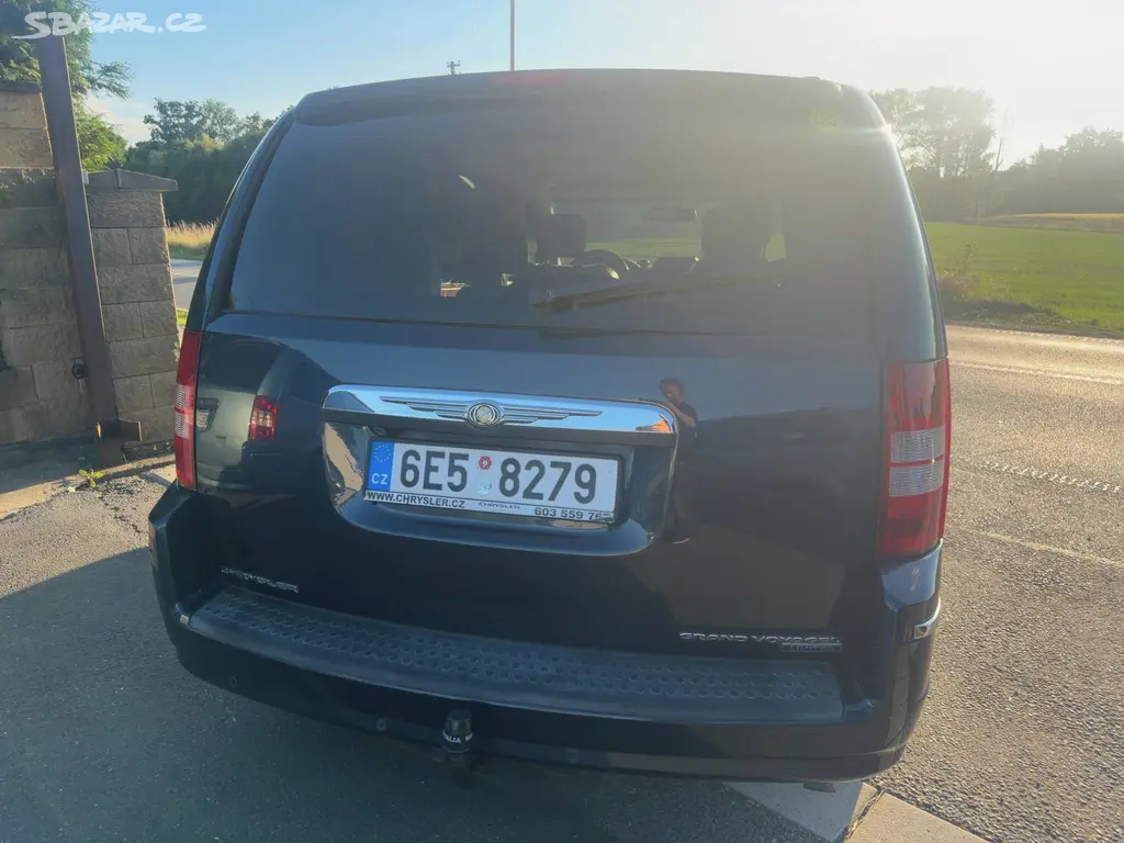 Chrysler Grand Voyager 3,8 V6 LPG Limited 2008 - fotka 5