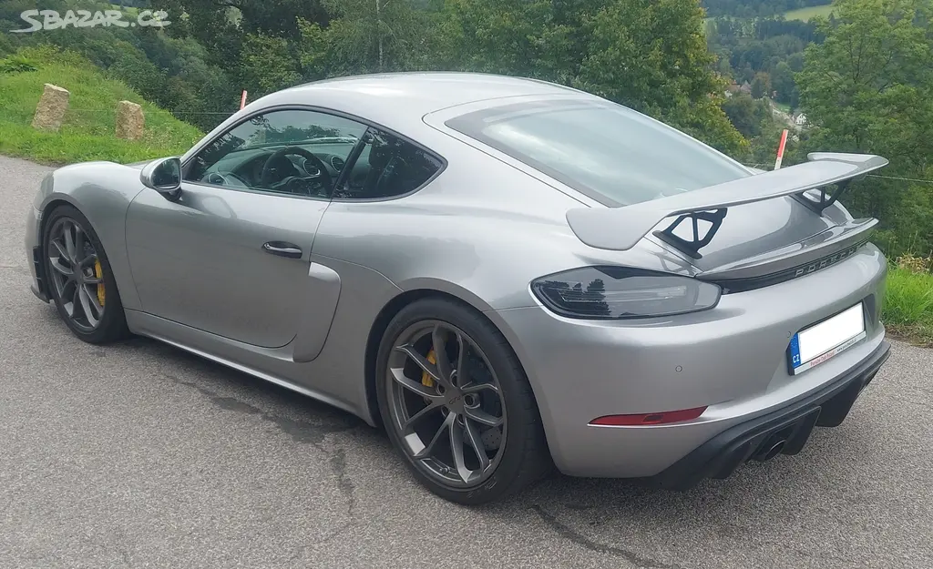 Porsche Cayman GT4 Club Sport paket [telefon skryt] km - fotka 3