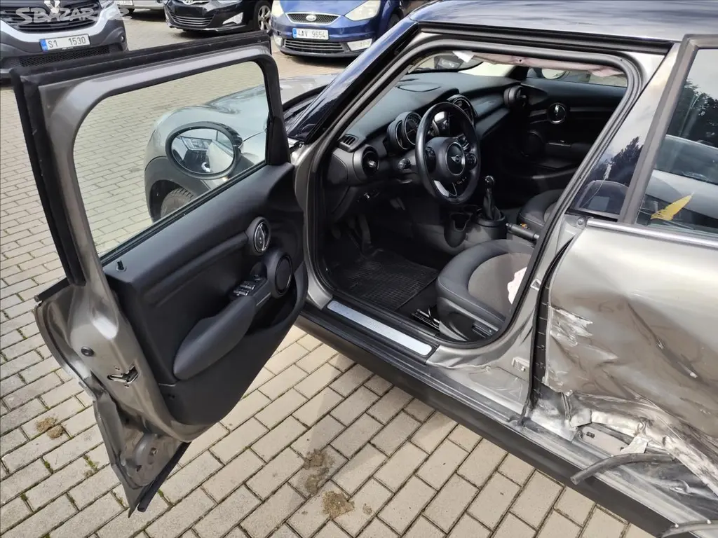 Mini Cooper, 1.5i 100KW ALU NAVI AUT.KLIMA - fotka 3
