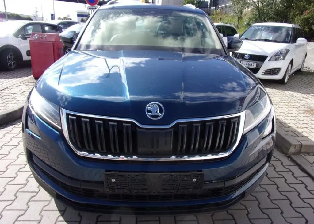 Škoda Kodiaq 2,0TDi 4x4 140kW nafta automatická - fotka 4